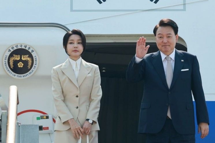경찰, 尹 부부 '딥페이크 영상' 상영 유튜버 2명 입건