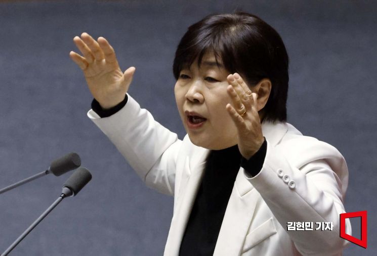 [포토] 명태균법 토론하는 서영교 의원