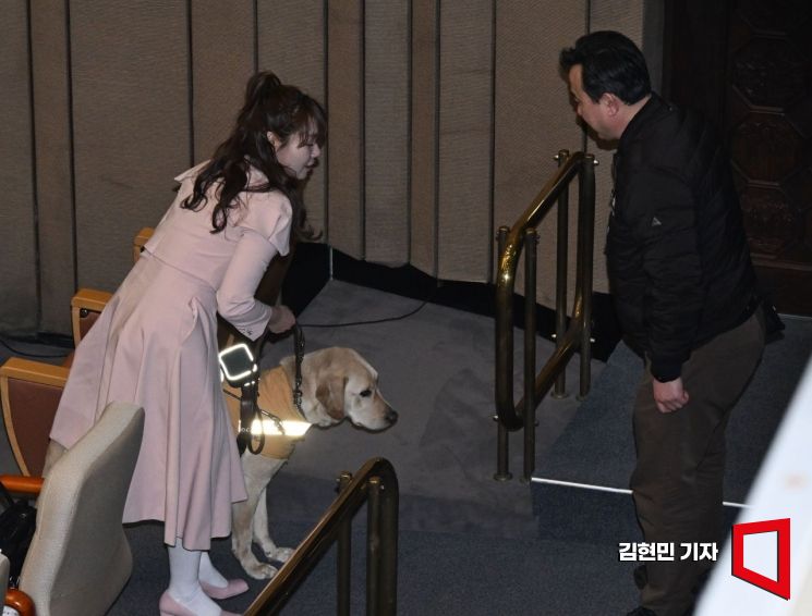 [포토] 김예지 “새 안내견 태백이 인사 드립니다”