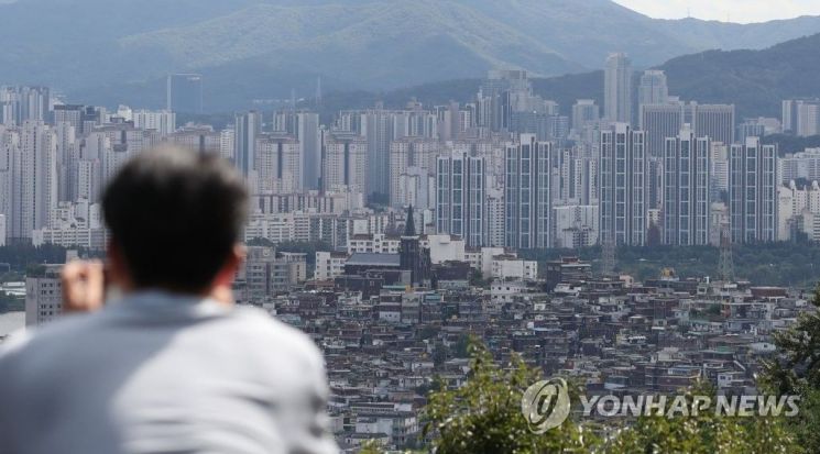 서울 중구 남산에서 바라본 아파트 단지. (해당 사진은 기사와 직접적인 관련이 없습니다.) 연합뉴스