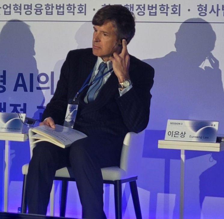 "계엄 위기 단기간에 끝나…한국 정치 시스템 탄탄하고 역동적"[개헌, 미래를 잇다]