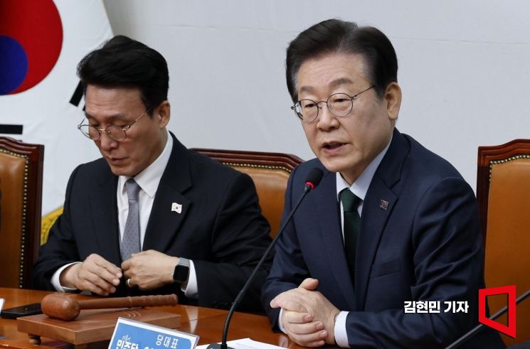 [포토] 이재명 "국힘 'K엔비디아' 왜곡 말고 논쟁하자"…토론 제안