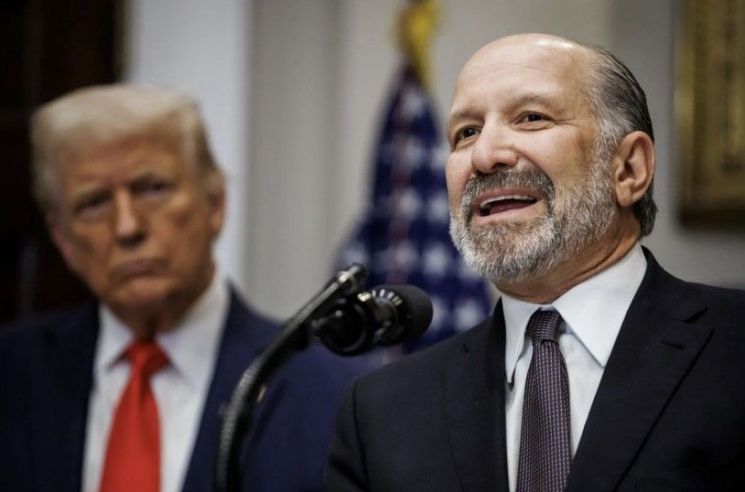 러트닉 상무장관 "엔비디아, AI칩 중국 규제 조건 감수해야"