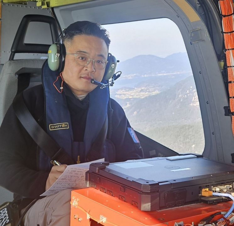 언론사 첫 LAH 탑승… 상공 날다