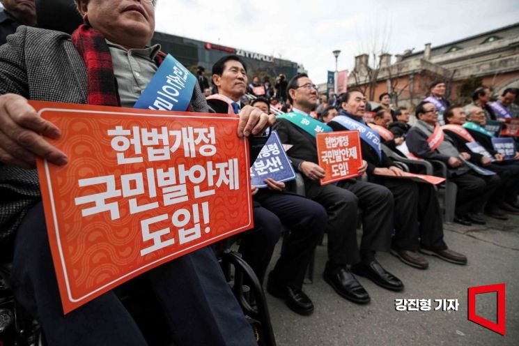 여·야 할 거 없이 "개헌하자"…이재명 압박 