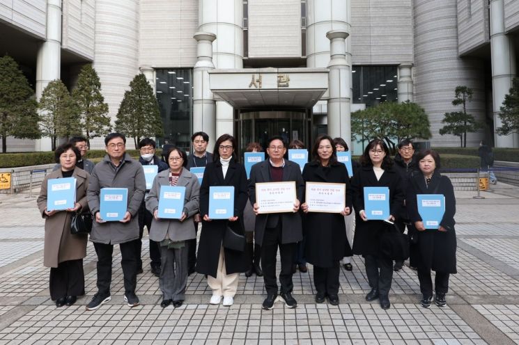박강수 마포구청장, 추가 소각장 저지 주민서명부 서울고등법원에 제출