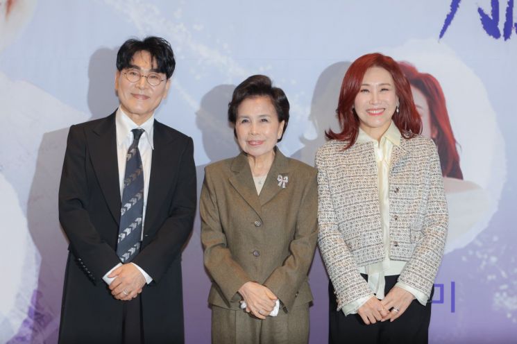 가수 이미자, 66년 노래 인생 마침표 "이제 마지막이라 말할 때"