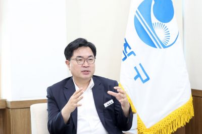 Dongjak-gu, Nationwide First to Operate 'Welfare Text Call 24'