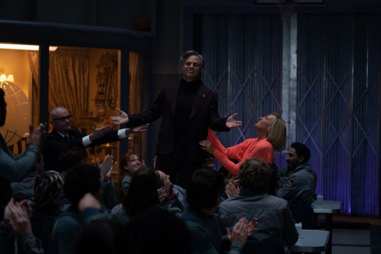 한국에서 상승세 끊긴 '미키 17'…북미에선?