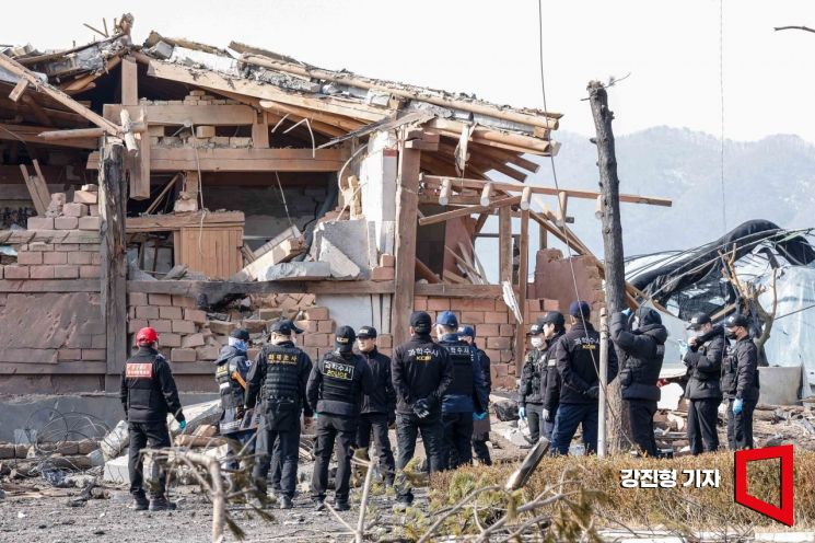 공군참모총장 “초유 오폭사고 사과…다시는 재발없을 것”
