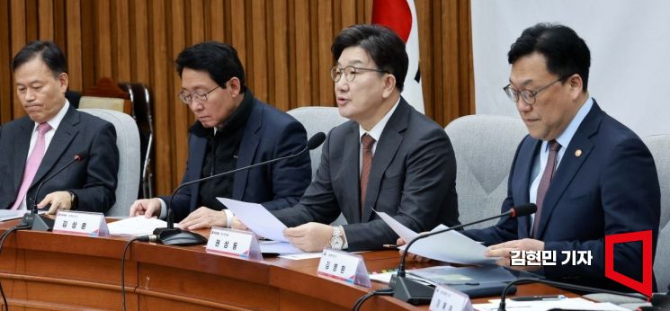 권성동 "尹 석방 늦었지만 당연…불법감금 책임 묻겠다"