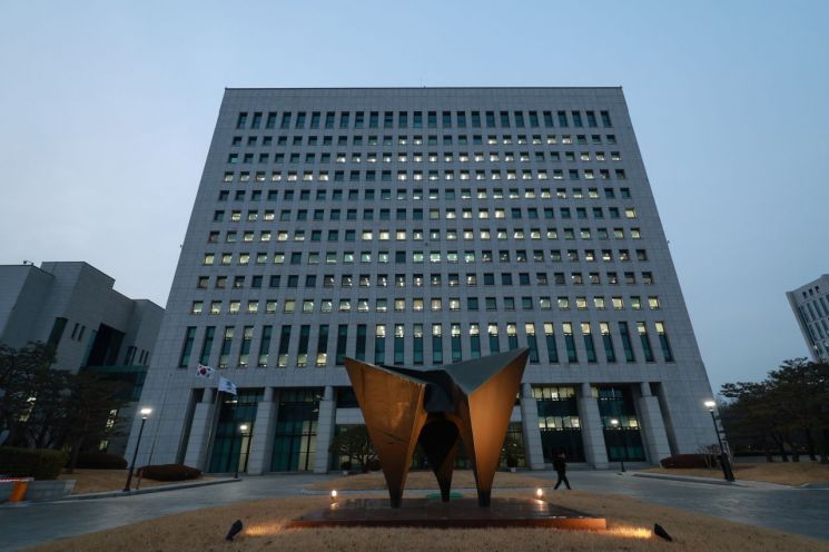 尹 구속취소에 '즉시항고 포기'한 검찰 "입장에 변함 없다"