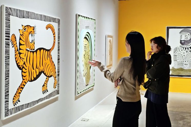 신세계 센텀시티, 배우·화가 ‘하정우 개인전’ 개최… 신작 47점 전시