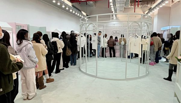 외국인 놀이터된 잠실 롯데…日이세탄 뒤흔든 '더바넷' 팝업 오픈