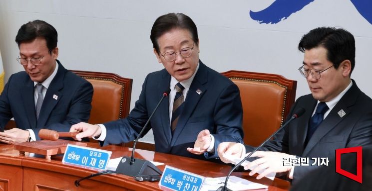 野 검찰총장 탄핵 추진 딜레마…"尹 지지자 결집 효과 낼 수도"