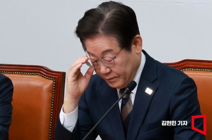 이재명, 尹 석방에 우클릭·통합행보 올스톱