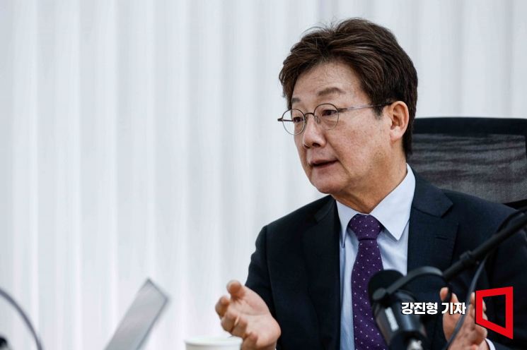 유승민, 국민의힘 경선 불출마…"당 반성과 변화의 길 거부"