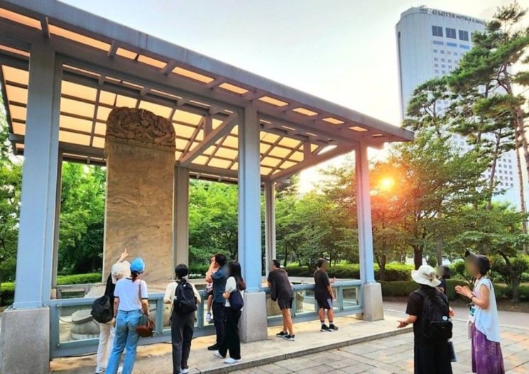 봄밤 백제왕 발자취 따라 산책해 볼까?