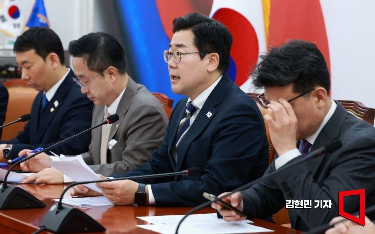 [포토] 박찬대 "尹 탄핵선고 지연될수록 국가 혼란만 증폭"