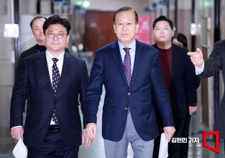 [포토] 권영세 “민주당 정치적 탄핵 남발에 대한 역사적 판결”