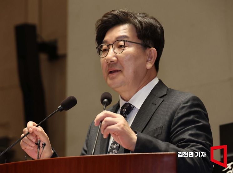 [포토] 권성동, 최 대행에 '명태균 특검법·방통위법' 거부권 요청