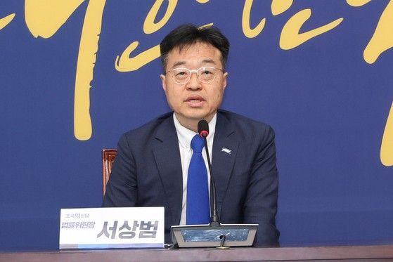 16일 서울 여의도 국회에서 열린 현안 기자간담회에서 서상범 법률위원장이 오는 4월 2일 실시되는 서울 구로구청장 보궐선거에 조국혁신당 후보로 나선다고 밝혔다. 연합뉴스