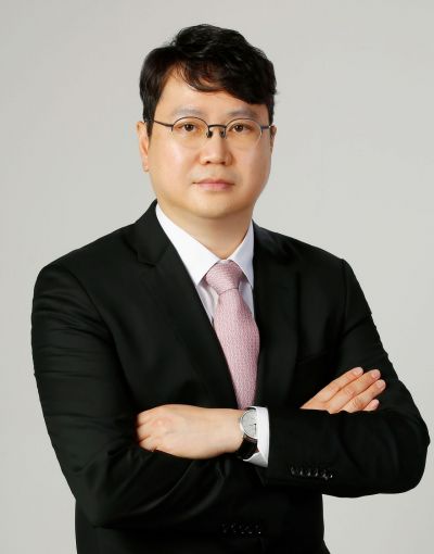 한미반도체 회장, 아들 2명에게 726억 상당 주식 증여