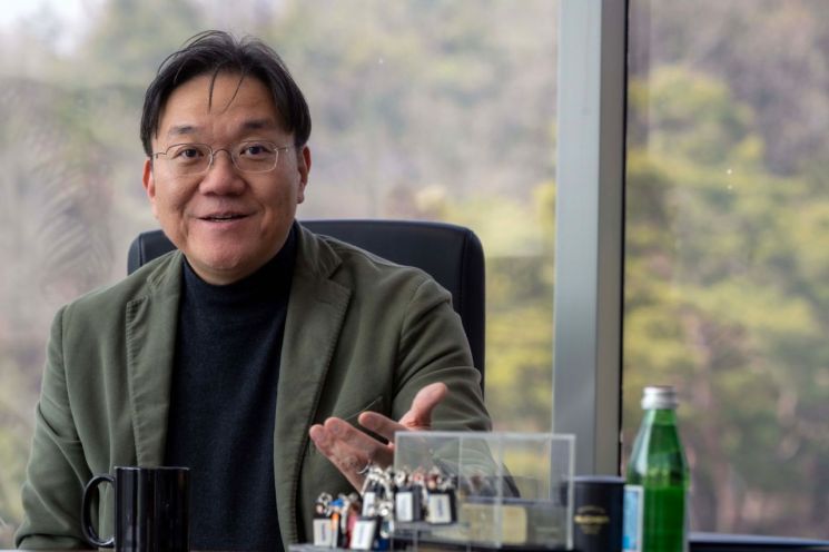 김창환 현대차 전동화에너지솔루션담당 부사장이 13일 경기도 용인시 기흥구 마북동에 위치한 현대자동차 환경기술연구소에서 본지와 인터뷰를 하고 있다.(제공=현대차)