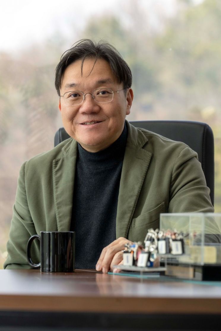 김창환 현대차 전동화에너지솔루션담당 부사장이 13일 경기도 용인시 기흥구 마북동에 위치한 현대자동차 환경기술연구소에서 본지와 인터뷰를 하고 있다.(제공=현대차)