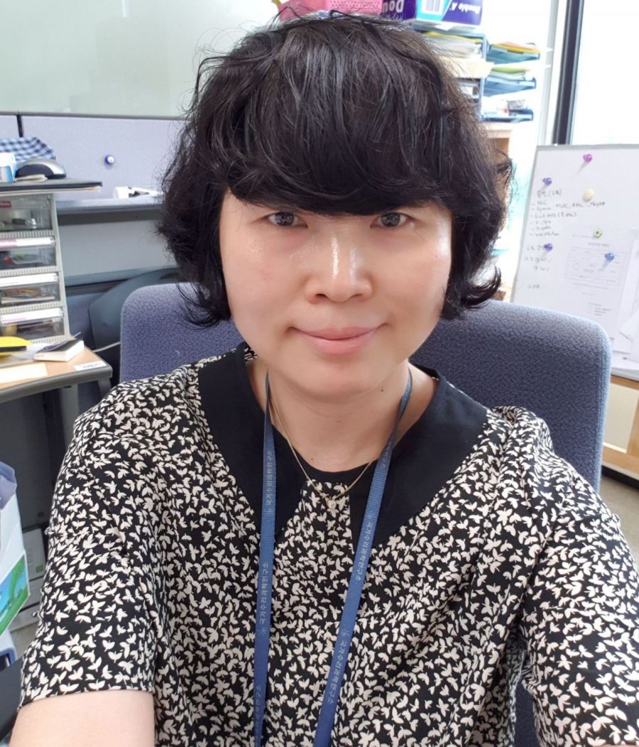 심경아 수리연 본부장(왼쪽)과 김광조 한국과학기술원(KAIST) 명예교수.