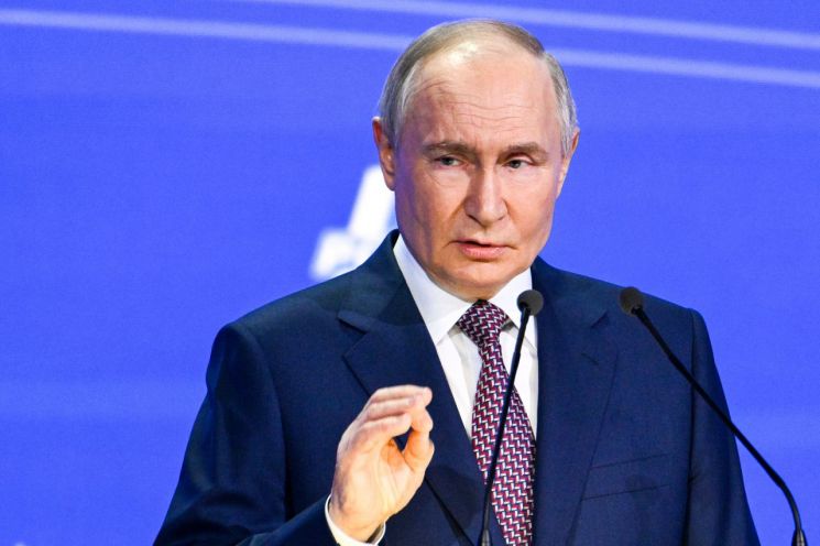 트럼프-푸틴 묘한 거래?…美서 우크라 실종 아동 DB 돌연 사라져