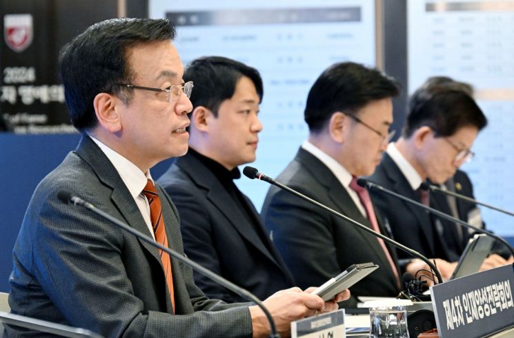 '5대 우주강국' 목표로 청소년기부터 인재 양성…"年 1500명씩 3만명 배출"