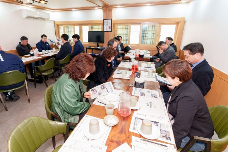 한수원 월성본부는 지난 19일 ′2025년도 제1차 월성본부 원전소통위원회′를 개최했다.