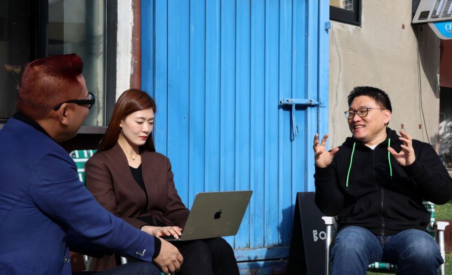 국내 대표 NPU 기반 AI 반도체 스타트업인 리벨리온 박 대표와 김 교수는 AI 반도체 업계 전반에 대한 대담을 나눴다.