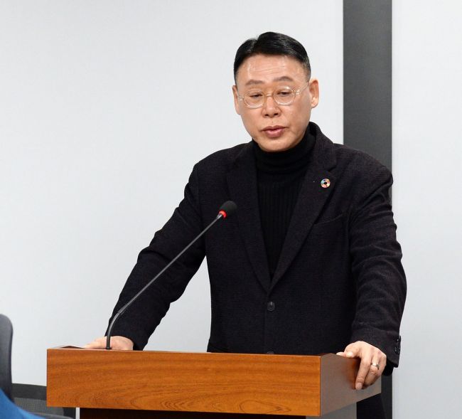 오광록 광주 서구의원이 제329회 임시회 중 상임위에서 발언하고 있다. 광주 서구의회 제공