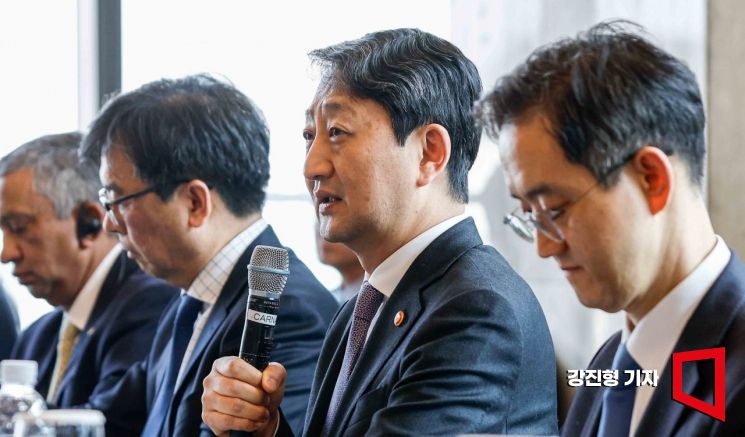 [포토] 모두발언하는 안덕근 산업부 장관