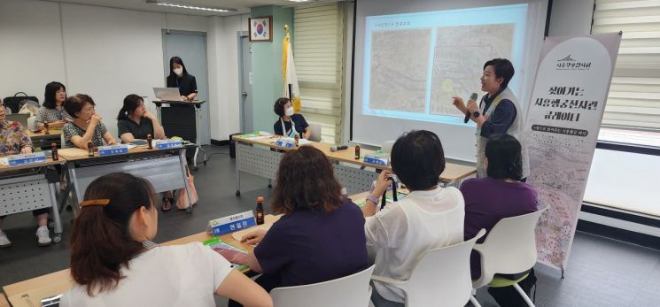 전시관 밖으로 나온 정조 이야기... 금천구 ‘움직이는 시흥행궁 전시관’ 운영