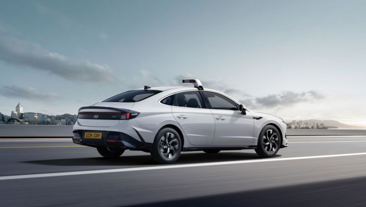 Hyundai Motor Company Launches 2025 Sonata Taxi... Starting Price 25.95 Million KRW