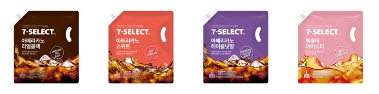 세븐일레븐의 '세븐셀렉트 대용량 파우치음료' 4종. (사진제공=세븐일레븐)