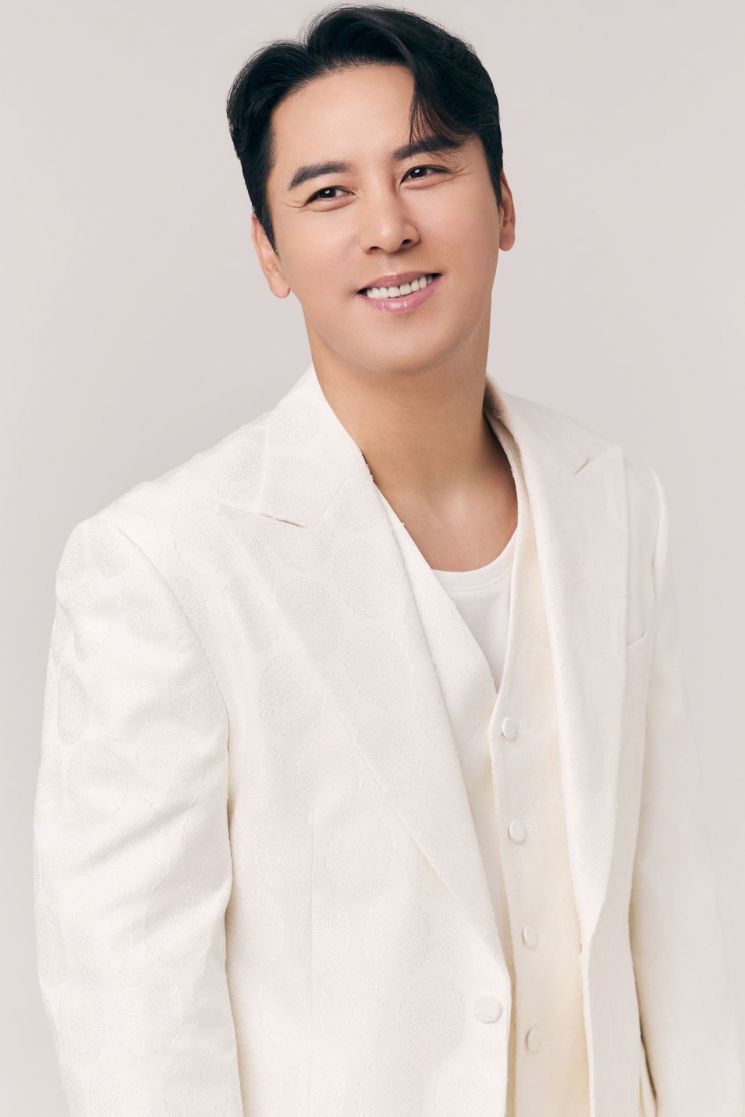 가수 장민호. 여주시 제공