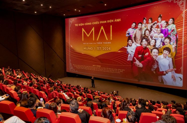 영화 '마이'는 베트남 사회의 다양한 문제들을 꼬집으며 주체적 여성상을 가리켜 여성 관객들로부터 높은 지지를 받았다.[사진=CJ ENM 제공]