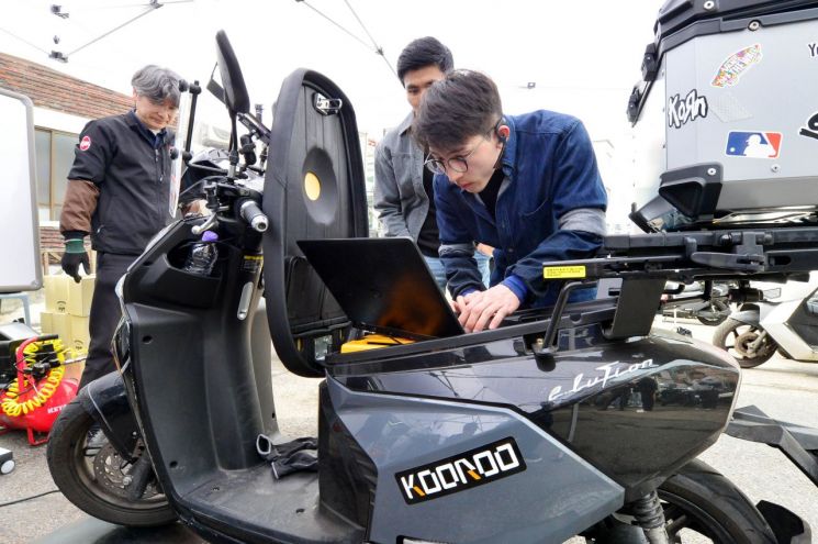 LG엔솔 쿠루, 최초·최고의 고객경험 써내려간다…구독자 '폭증'