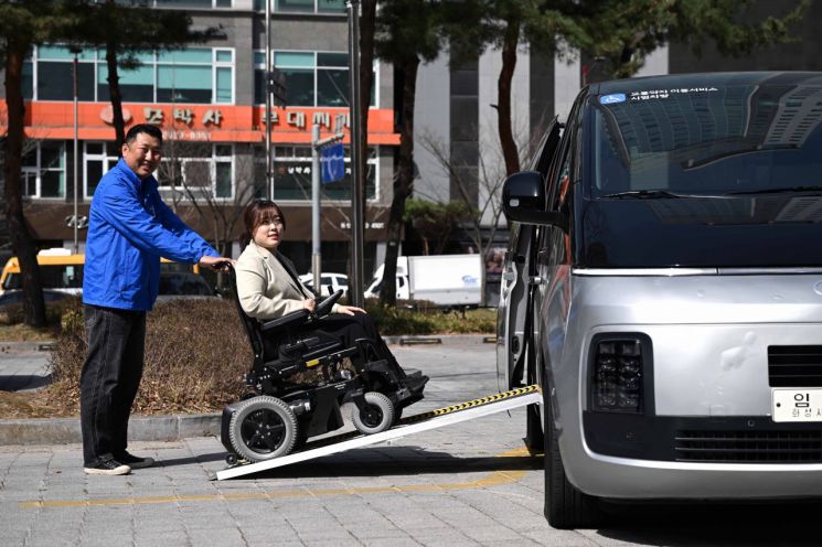 화성시, 중증 장애인 이동편의 위해 현대차와 맞손