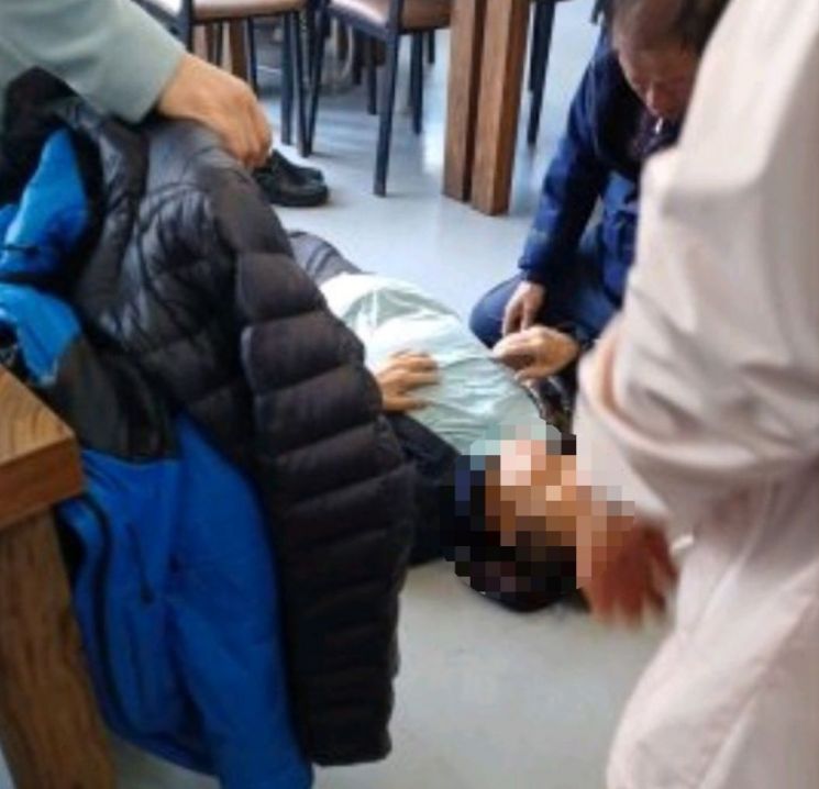 전직 소방관 심폐소생술로 80대 심정지 환자 구해