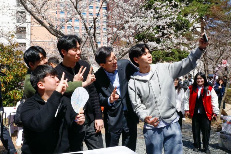 동의대학교, 박형준 부산시장 초청 특강 개최