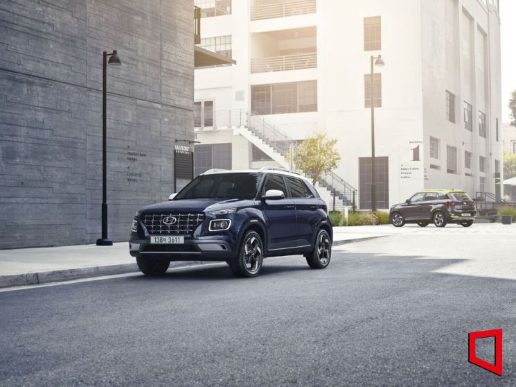 현대자동차가 소형 SUV 베뉴 연식변경 모델 '2025 베뉴'를 출시한다고 2일 밝혔다.(제공=현대차)