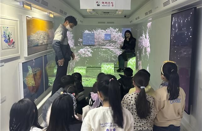 '버스=미술관, 교실=공연장'…학교로 찾아간 시흥시 문화예술교육