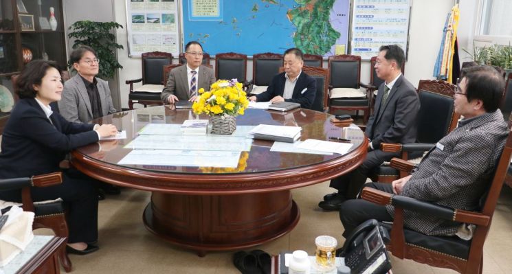 전희경 충남연구원장, 15개 시장·군수와 간담회 개최