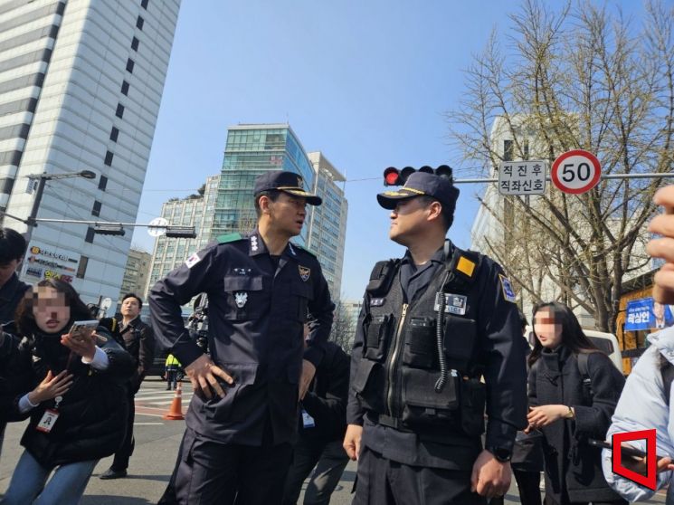  서울경찰청장 직대 "尹 탄핵 선고일 국민 안전 확보 총력"