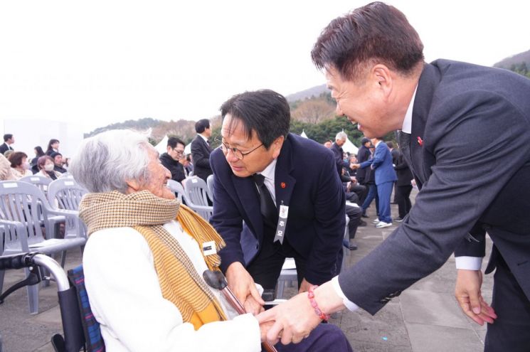 강기정 “제주-광주, 더 단단한 민주주의로”